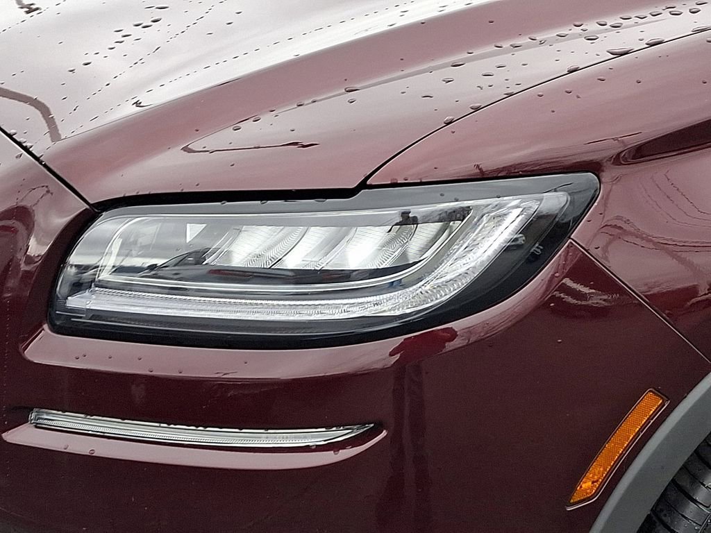 Certified 2023 Lincoln Nautilus Reserve image 9