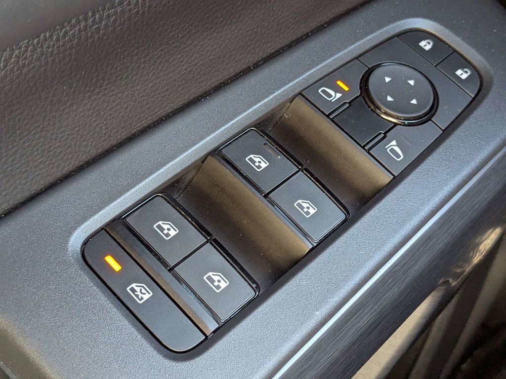 Used 2024 Nissan Pathfinder Rock Creek AWD/4WD image 25