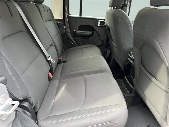 Used 2023 Jeep Wrangler Unlimited image 16