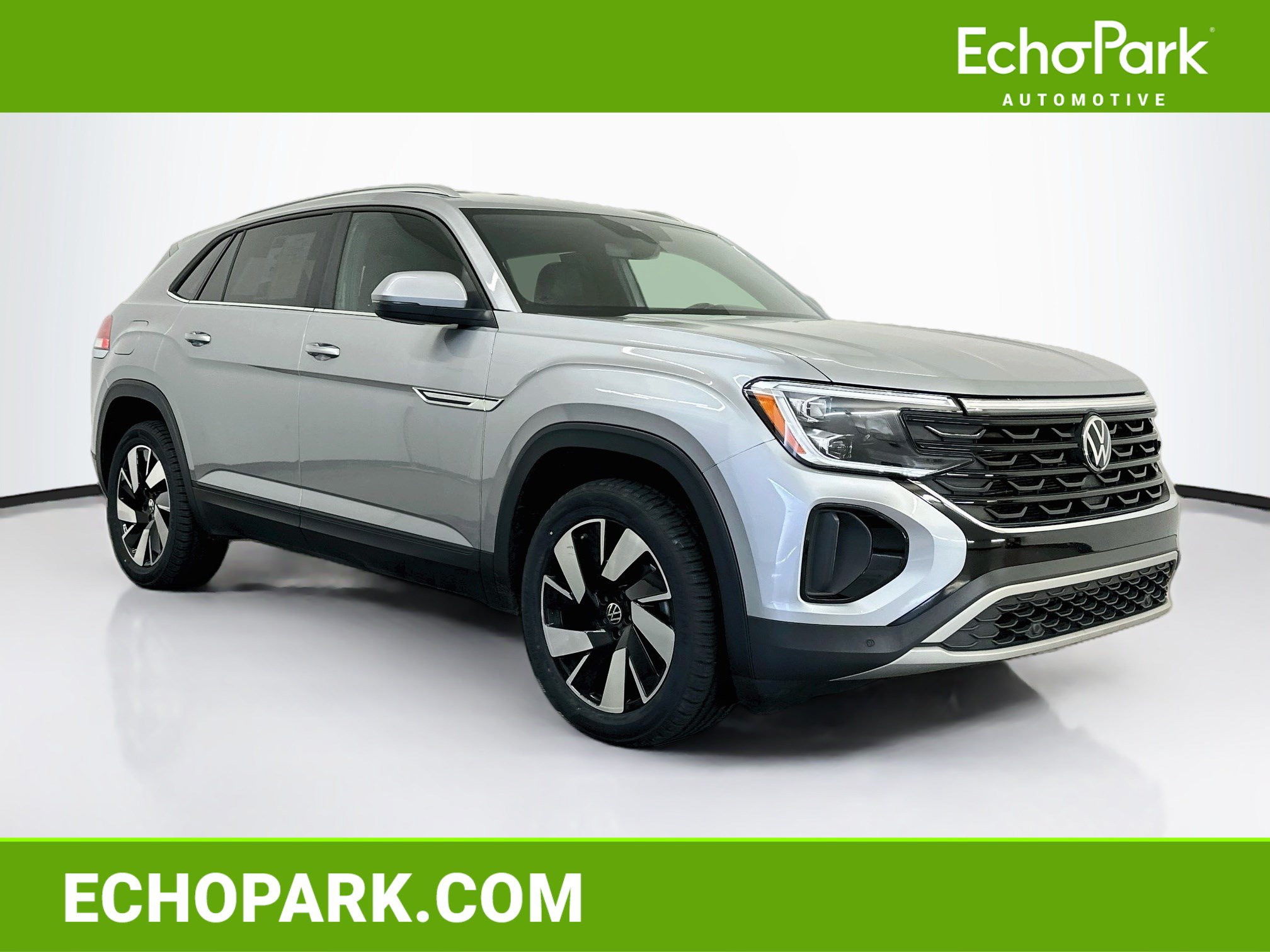 Used 2025 Volkswagen Atlas Cross Sport SE AWD/4WD image 1
