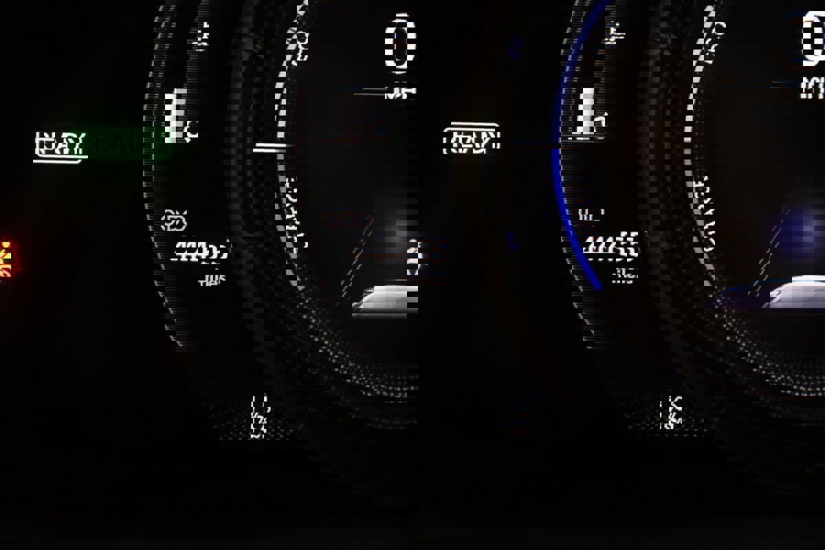 Used 2020 Lexus UX 250h F Sport image 39