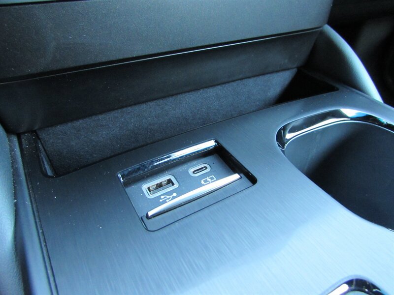 Used 2025 Lexus ES 300h w/ Premium Package FWD image 20
