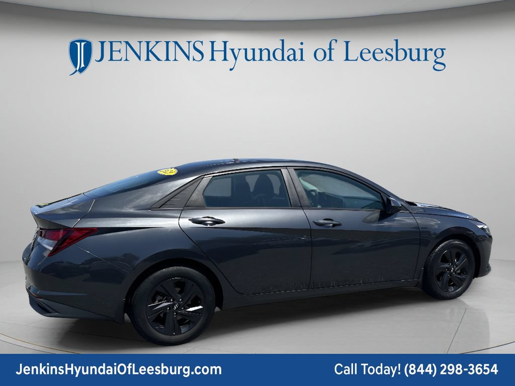 Certified 2023 Hyundai Elantra SEL FWD image 4