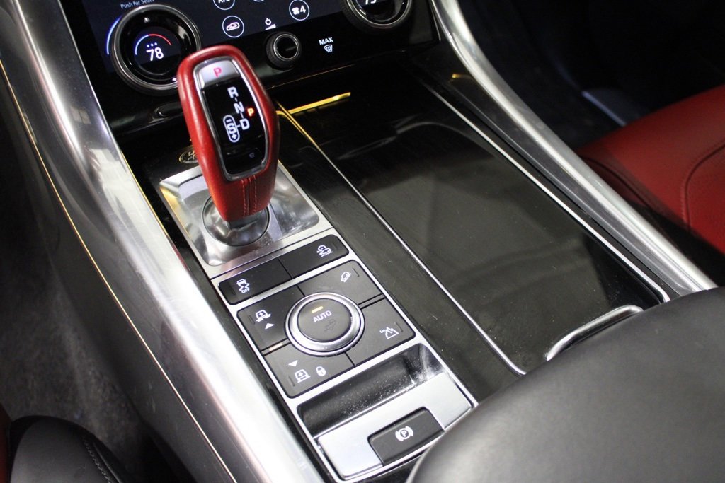 Used 2021 Land Rover Range Rover Sport SVR image 30