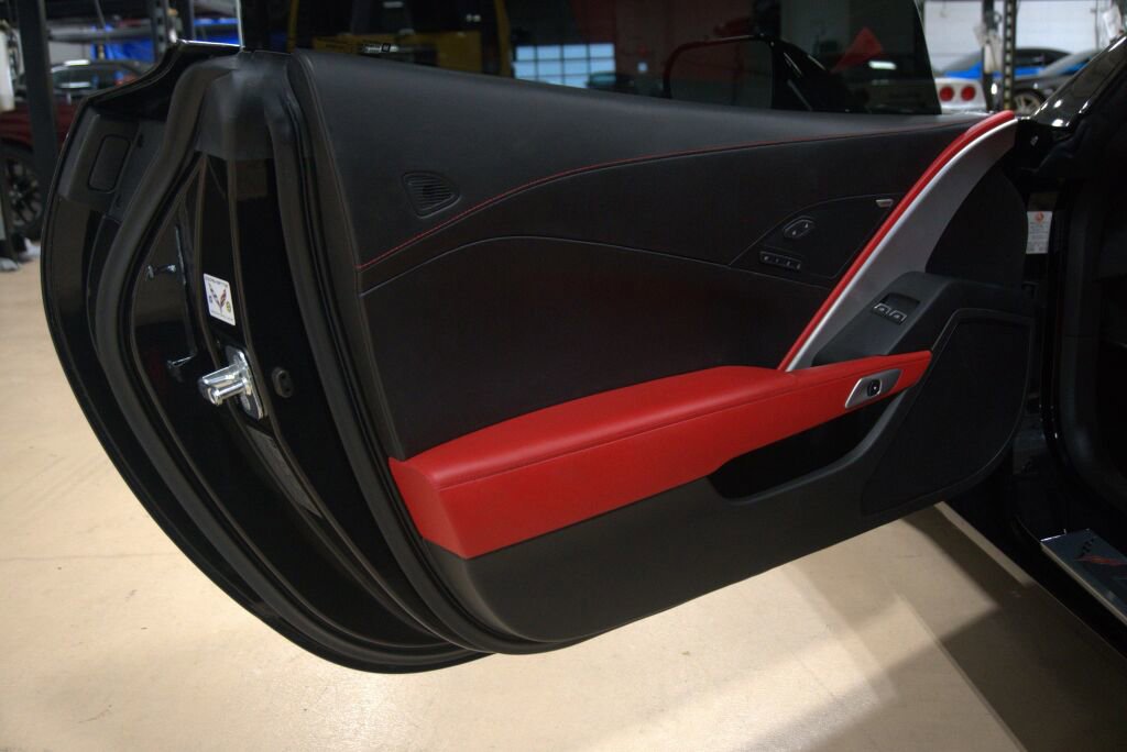 Used 2014 Chevrolet Corvette Stingray Coupe w/ 3LT Preferred Equipment Group image 33