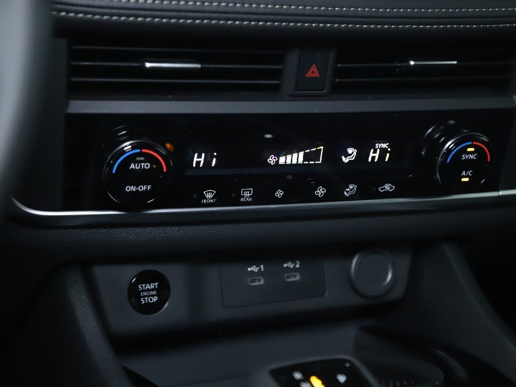 Certified 2026 Nissan Rogue SV image 25