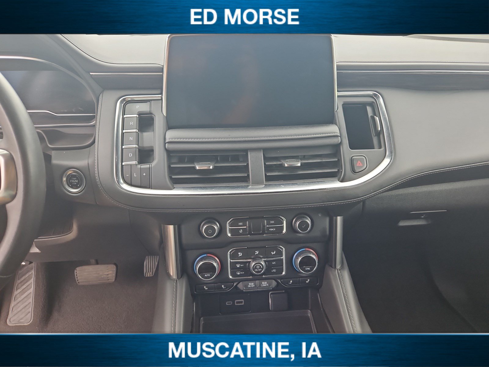 Certified 2024 Chevrolet Suburban LT AWD/4WD image 15