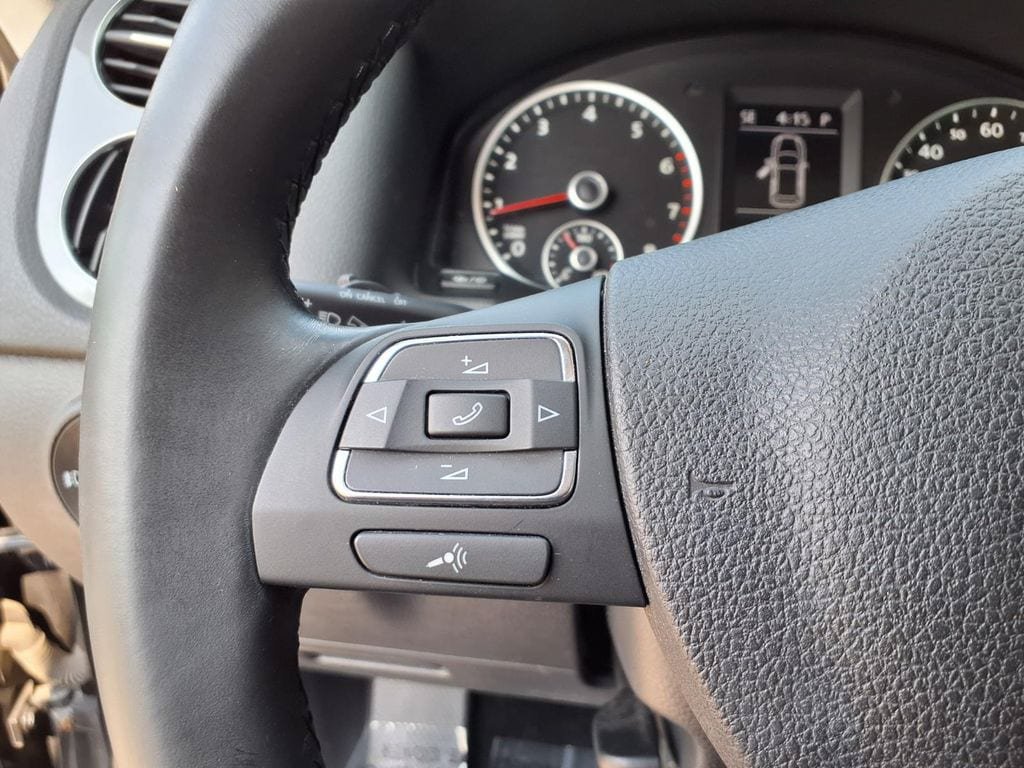 Used 2013 Volkswagen Tiguan S FWD image 21