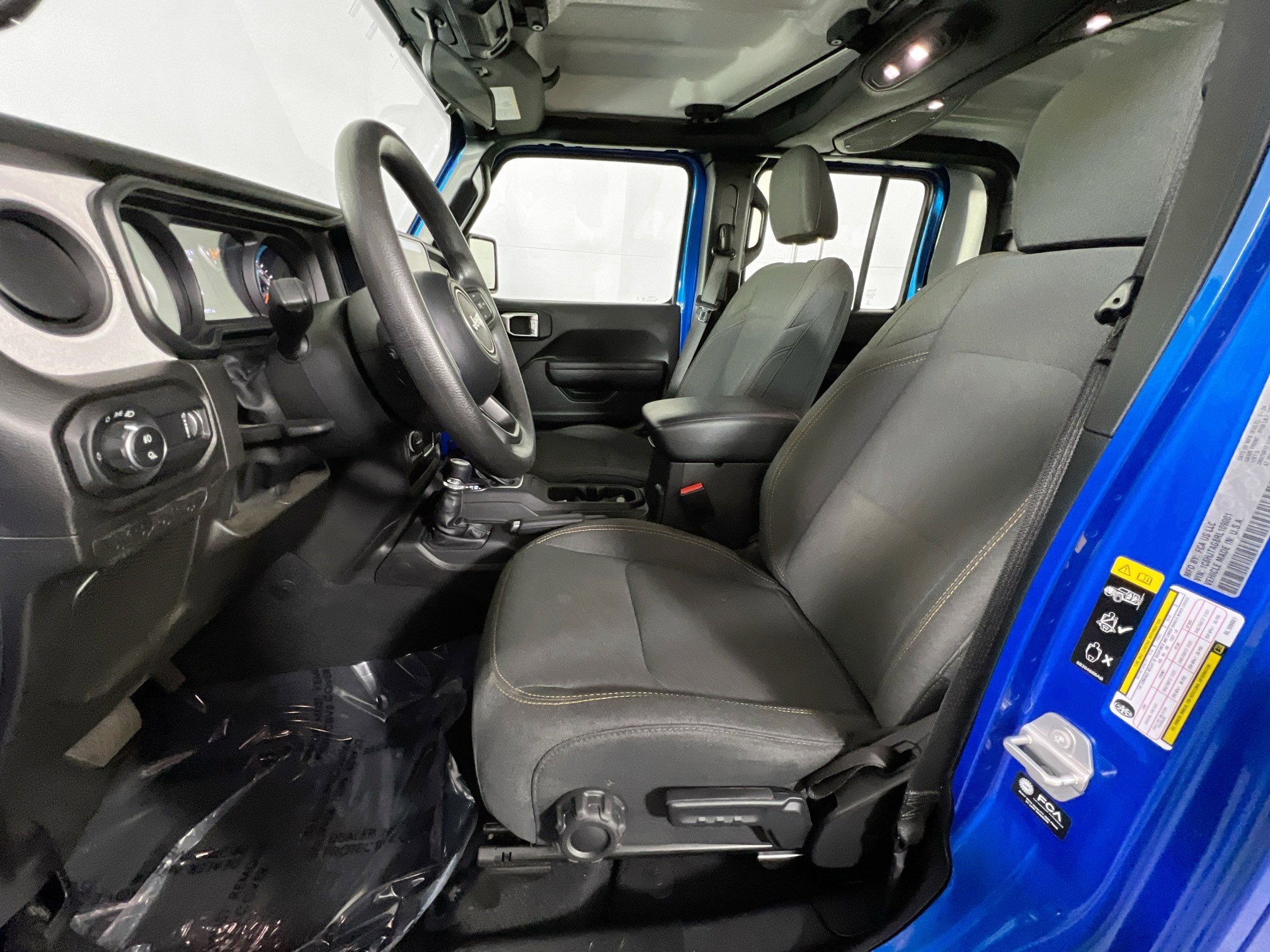 Used 2024 Jeep Gladiator Sport image 18