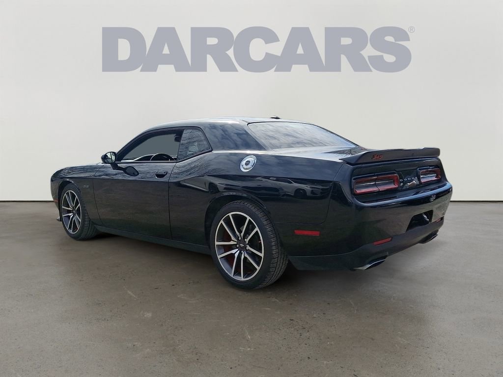 Used 2023 Dodge Challenger R/T image 9