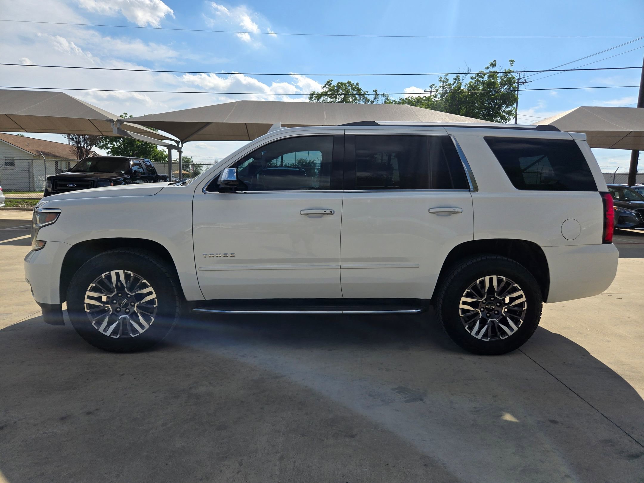 Certified 2017 Chevrolet Tahoe Premier AWD/4WD image 4