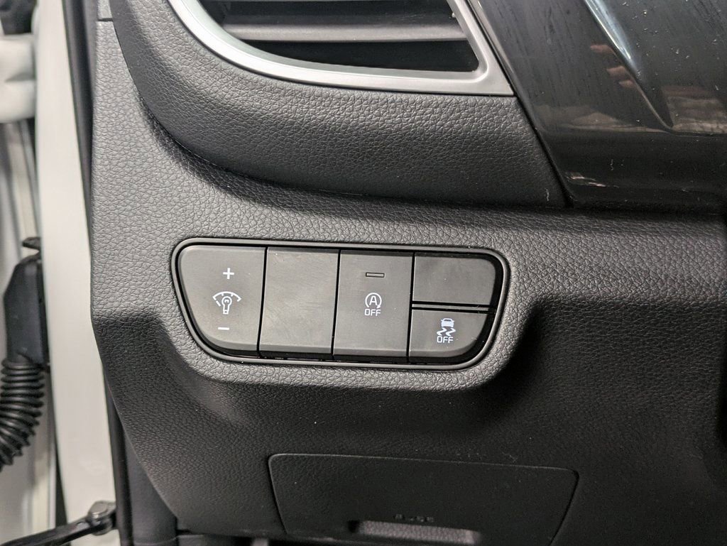 Used 2025 Kia Seltos S image 22