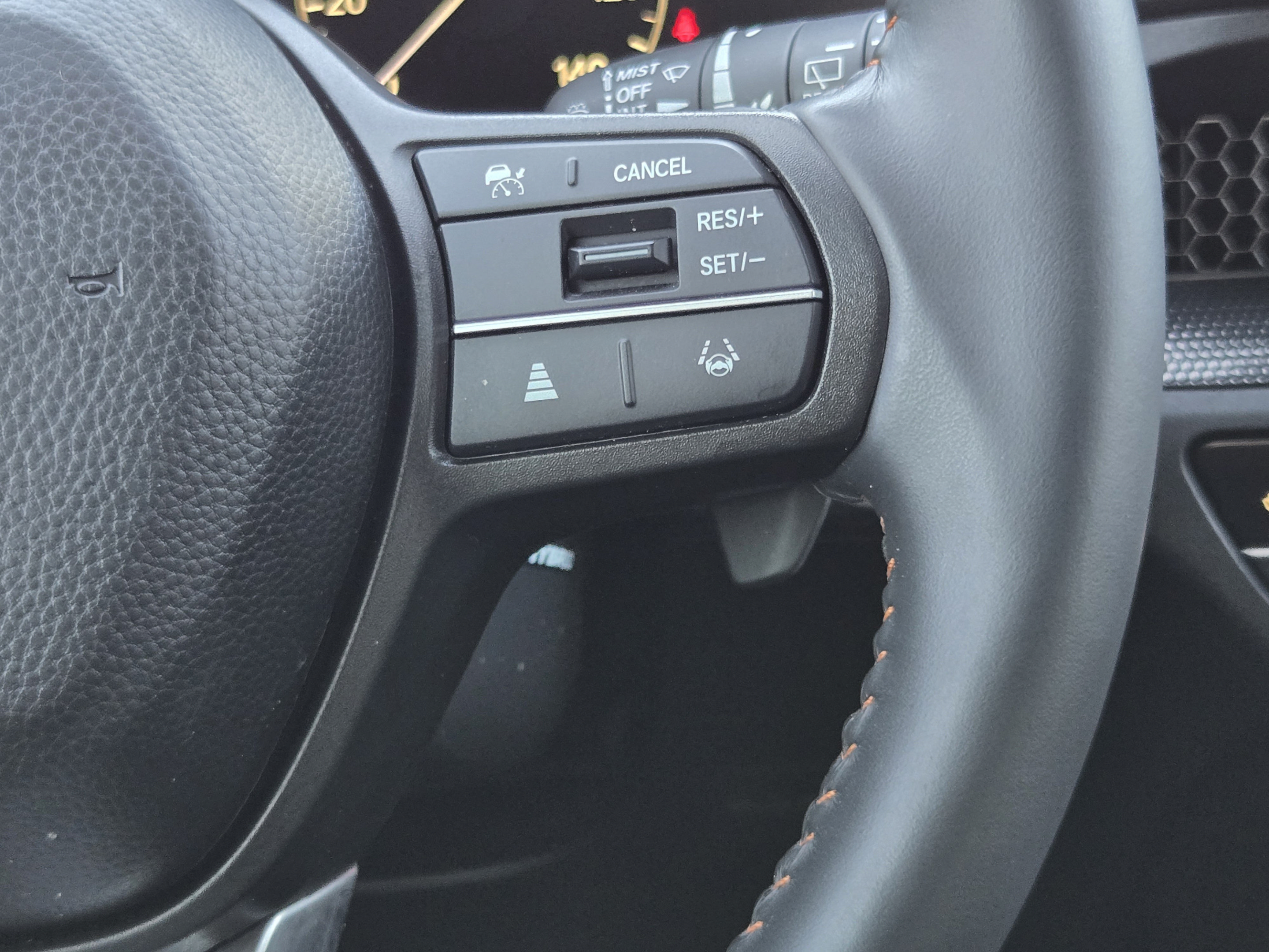 Used 2025 Honda CR-V Sport image 27