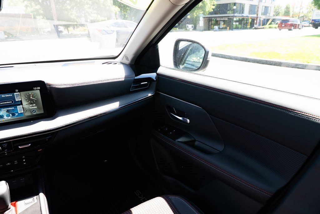 New 2025 Nissan Kicks SR w/ Interior Electronics Package image 10