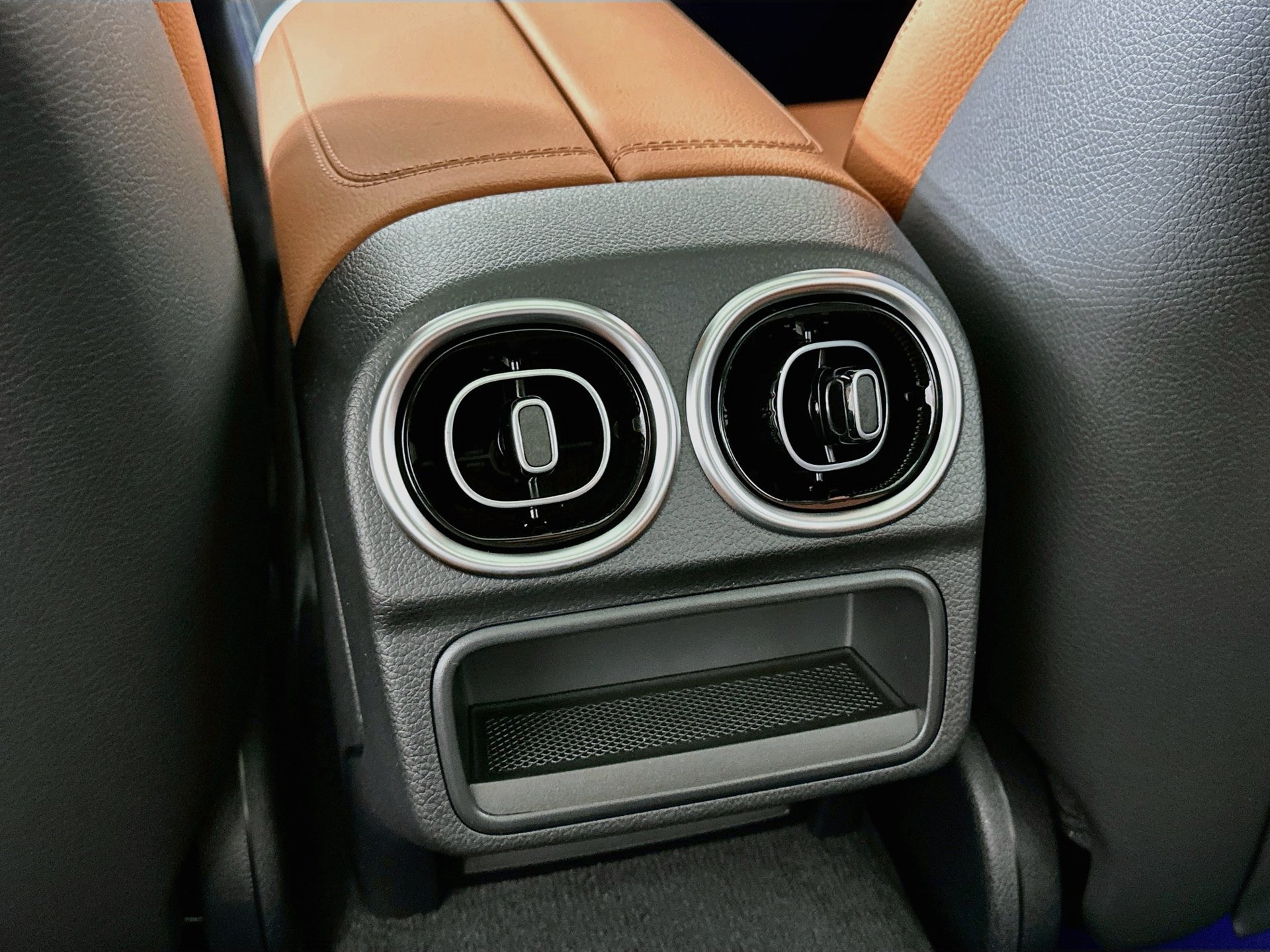 New 2026 Mercedes-Benz C 300 Sedan image 28