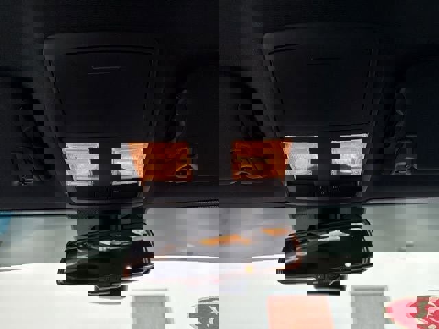 Used 2023 Dodge Challenger R/T w/ Plus Package image 31