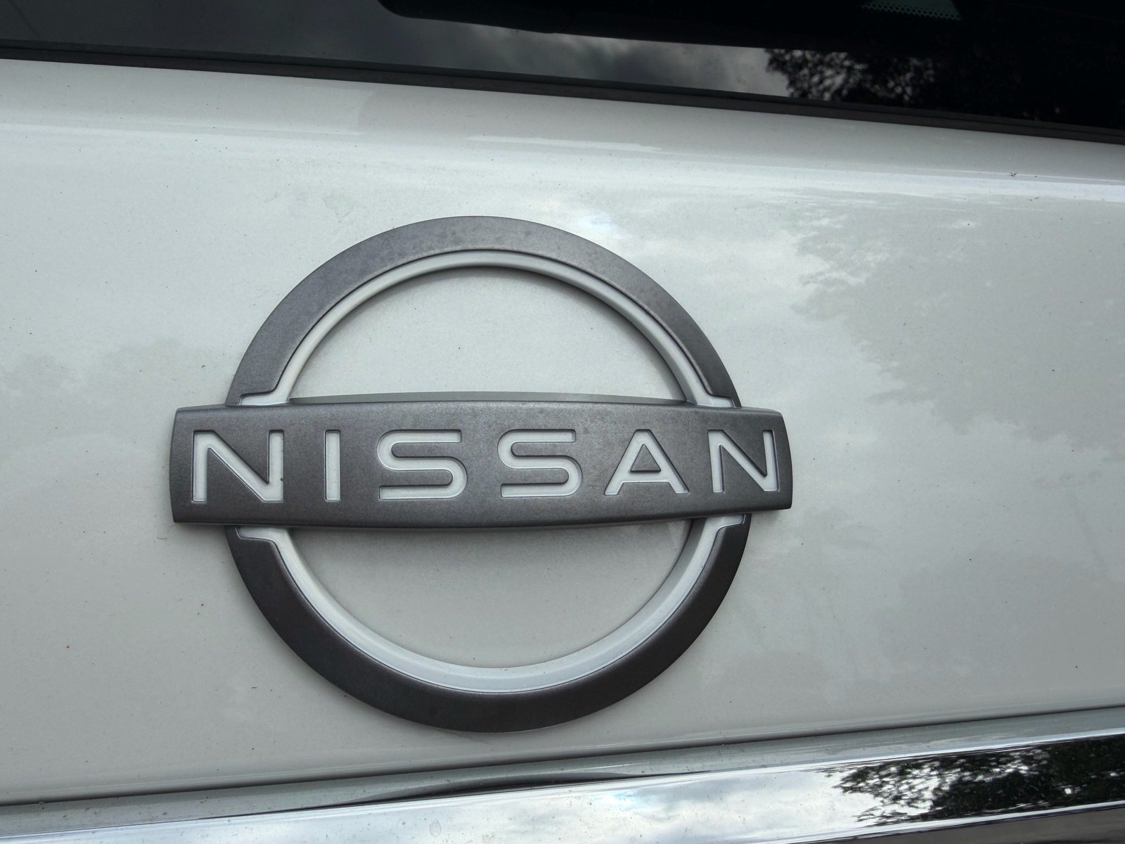 Certified 2023 Nissan Armada Platinum w/ Captain's Chairs Package AWD/4WD image 10