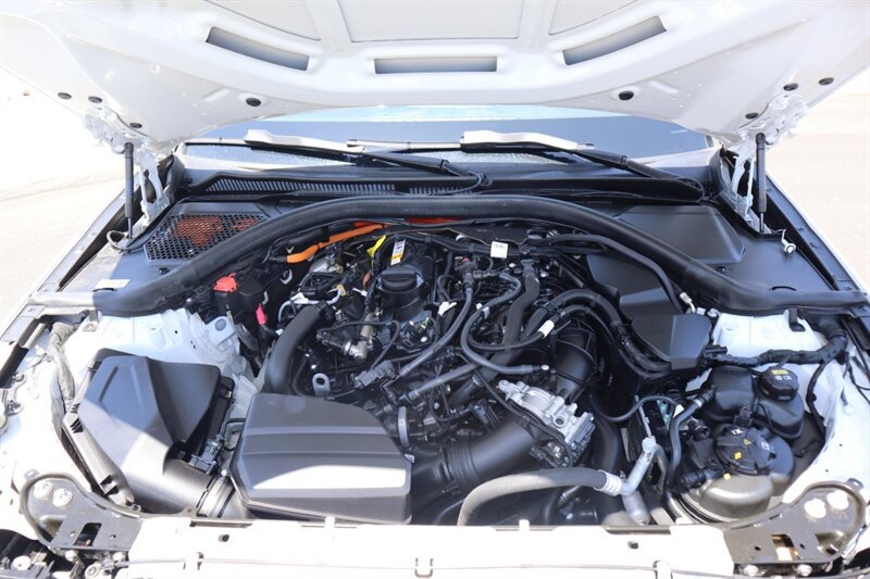 Used 2021 BMW 330e w/ Driving Assistance Package RWD image 34