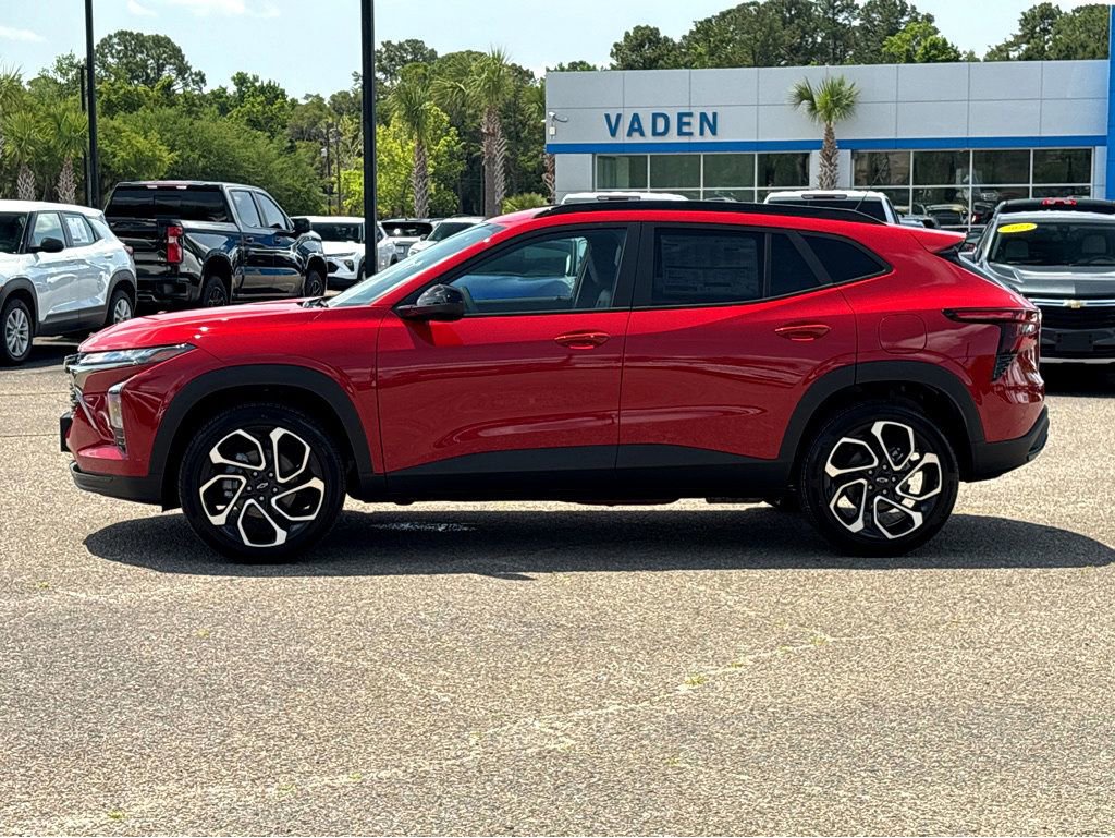 New 2026 Chevrolet Trax RS w/ Driver Confidence Package FWD image 32