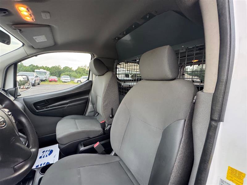 Used 2021 Nissan NV200 SV w/ Sliding Door Glass Package image 37