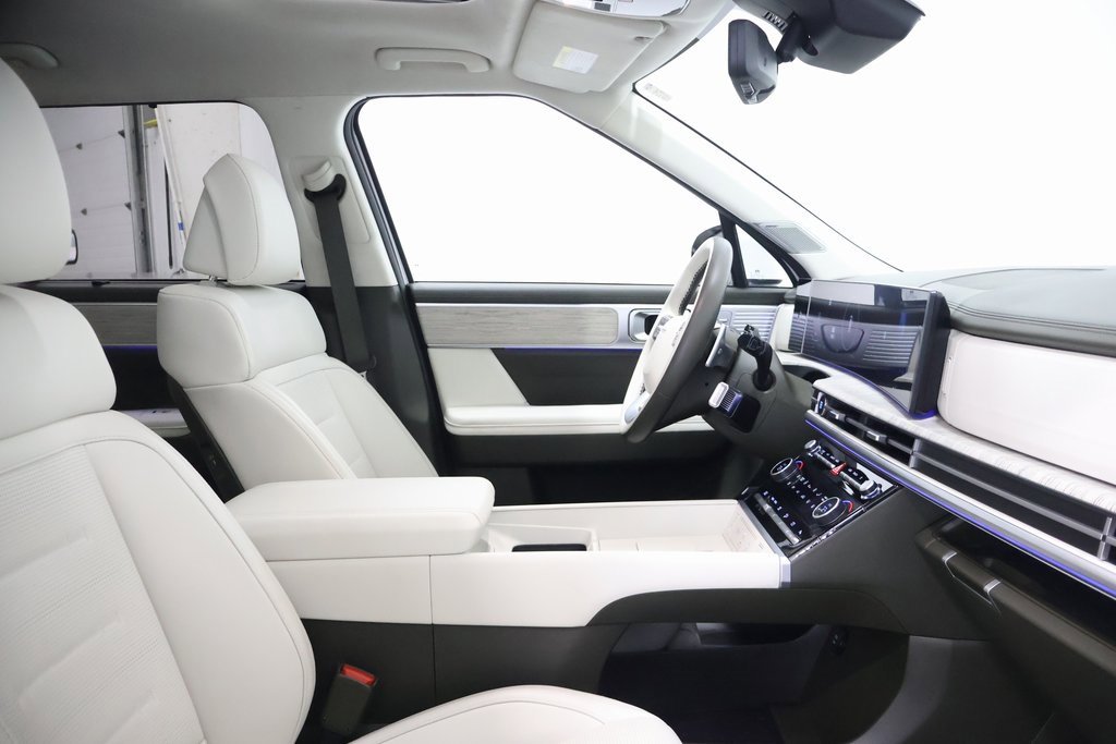 Used 2024 Hyundai Santa Fe Calligraphy image 21