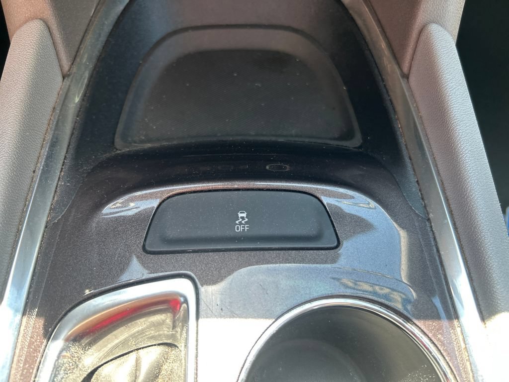 Used 2022 Chevrolet Malibu LT FWD image 26