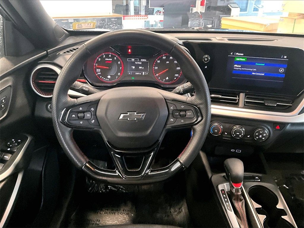 Used 2024 Chevrolet Trax RS image 17