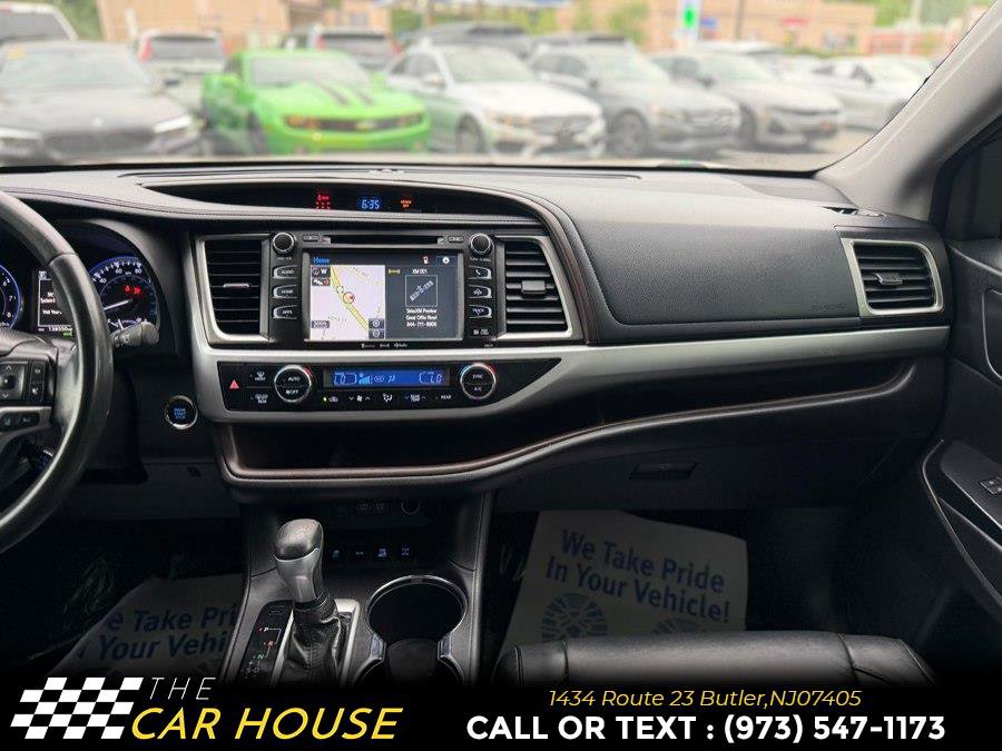 Used 2018 Toyota Highlander XLE w/ Protection Package #3 AWD/4WD image 26