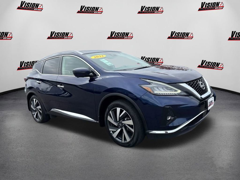 Used 2023 Nissan Murano SL video 3