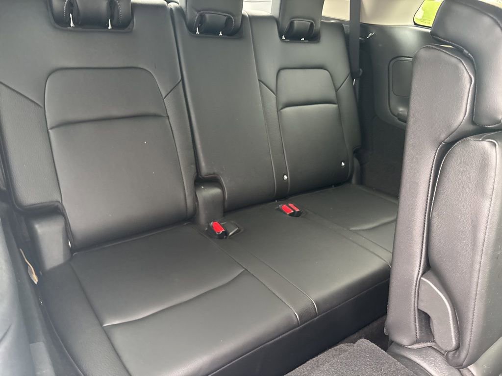 Used 2023 Nissan Pathfinder SL image 31