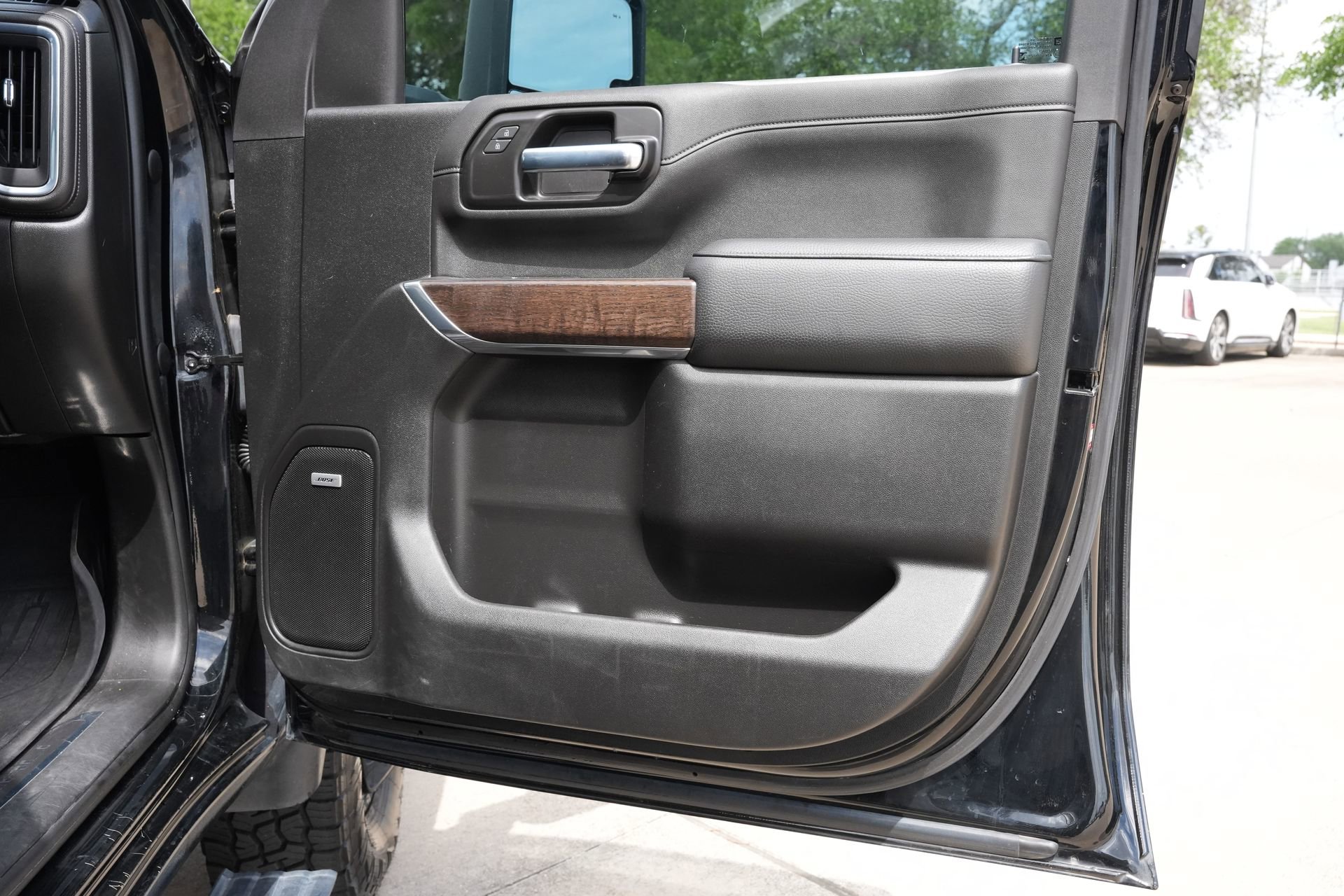 Used 2022 GMC Sierra 3500 Denali w/ Denali Ultimate Package image 23