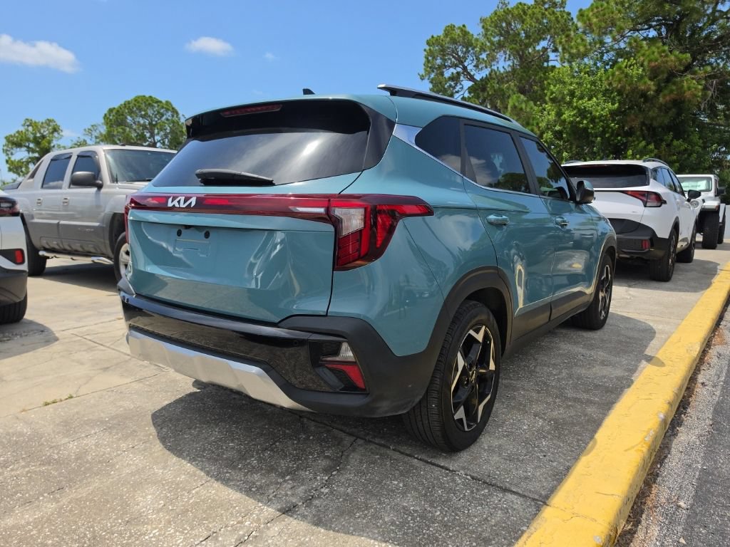 Certified 2025 Kia Seltos EX w/ EX Sunroof Package FWD image 14