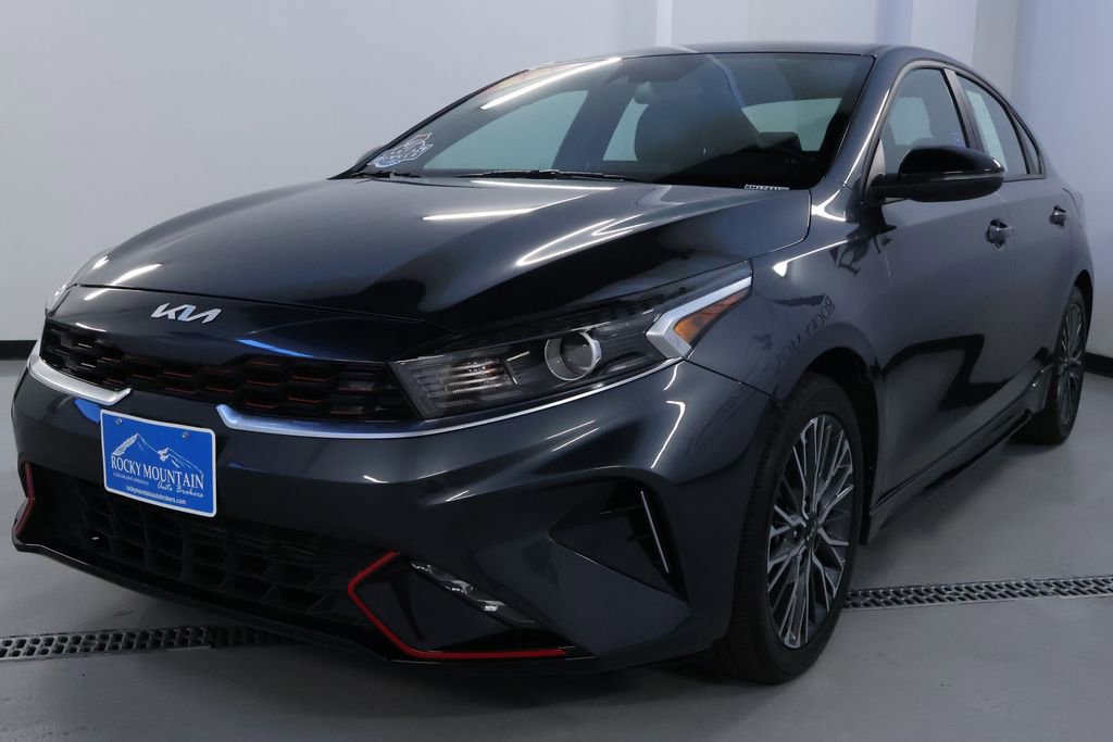 Used 2023 Kia Forte GT-Line image 3