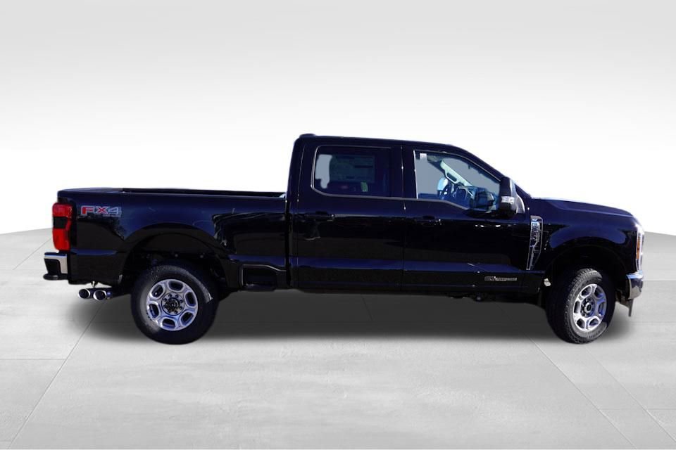 New 2026 Ford F250 XLT w/ XLT Premium Package image 2
