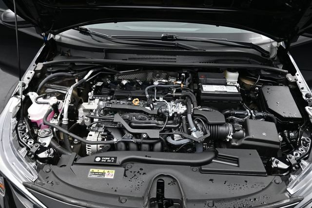 Used 2025 Toyota Corolla LE FWD image 24