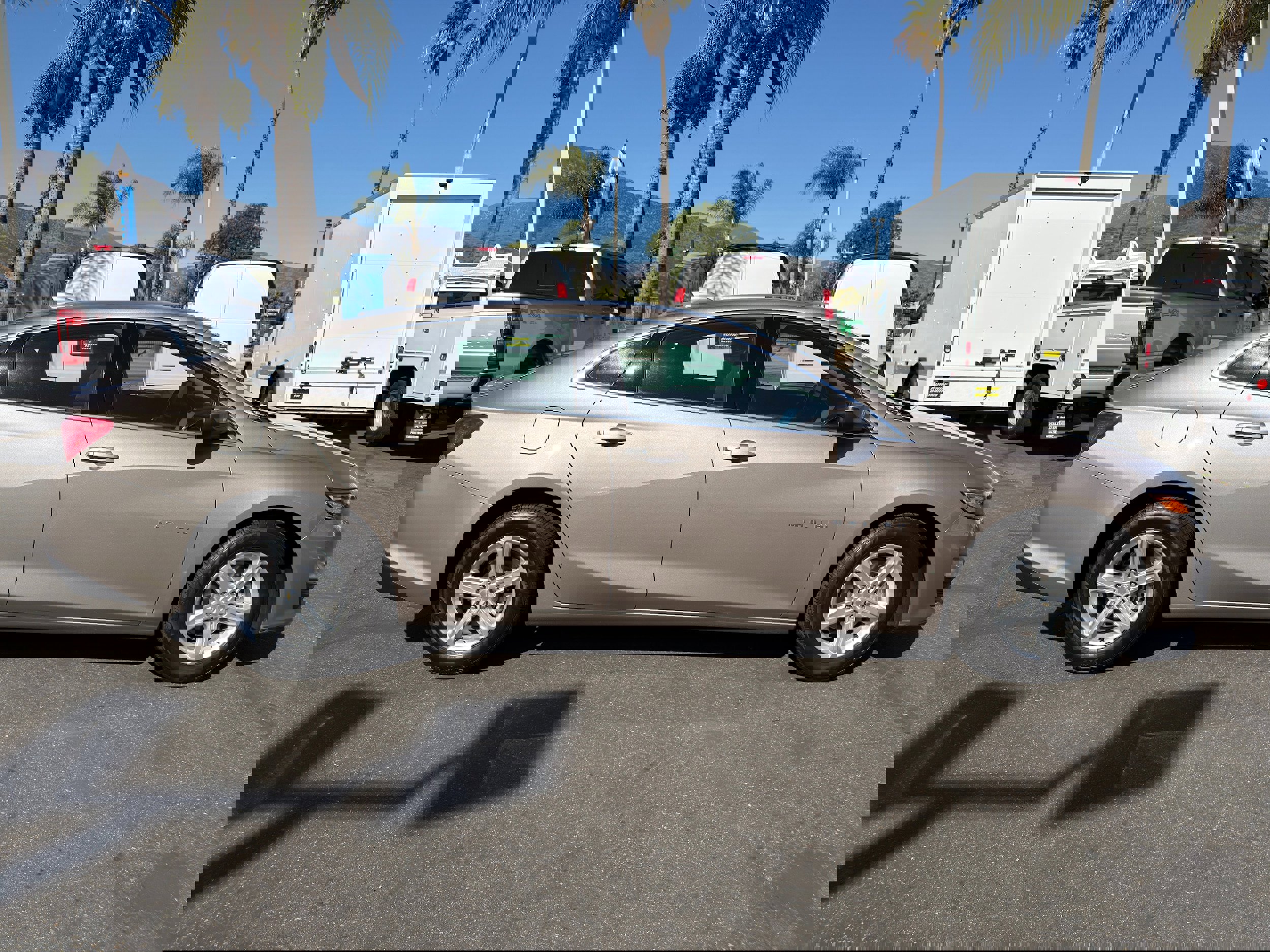 Used 2023 Chevrolet Malibu LT image 9