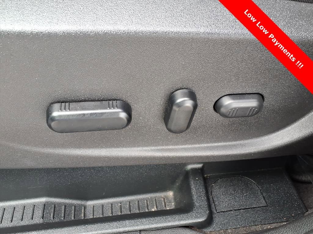 Used 2019 Ford Escape SE image 15