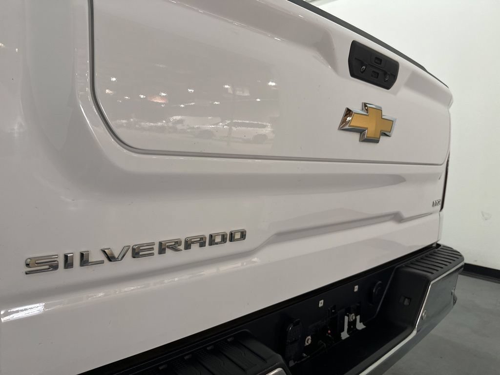 Used 2021 Chevrolet Silverado 1500 LTZ w/ LTZ Convenience Package II AWD/4WD image 13