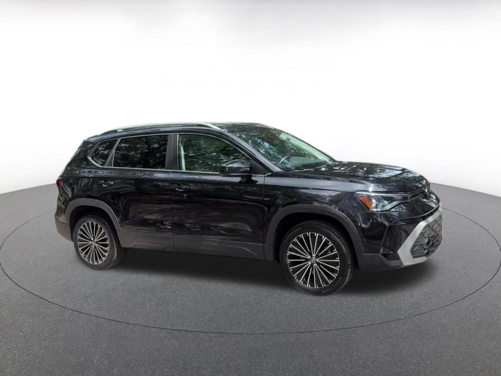 Used 2025 Volkswagen Taos SE FWD video 2