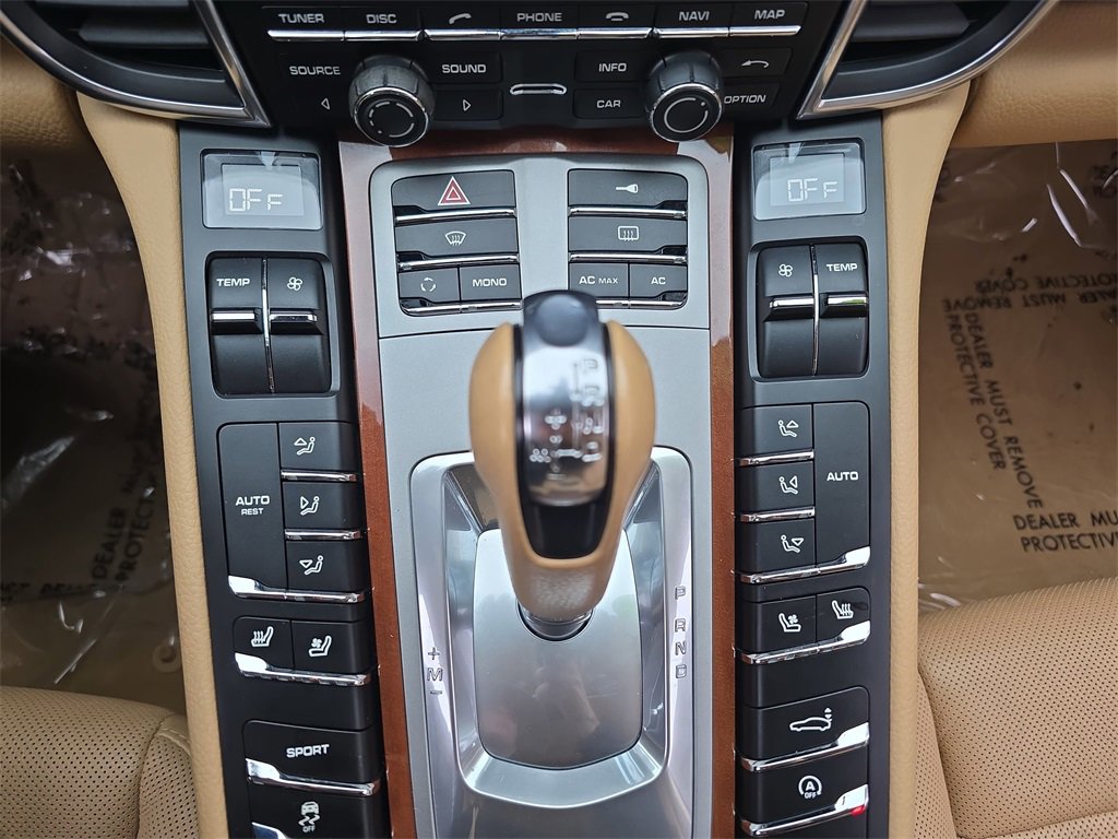 Used 2011 Porsche Panamera 4 image 27