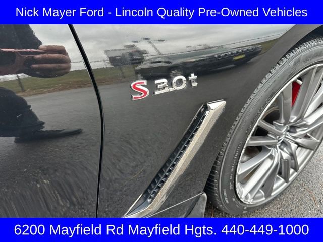 Used 2017 INFINITI Q60 Red Sport 400 image 13