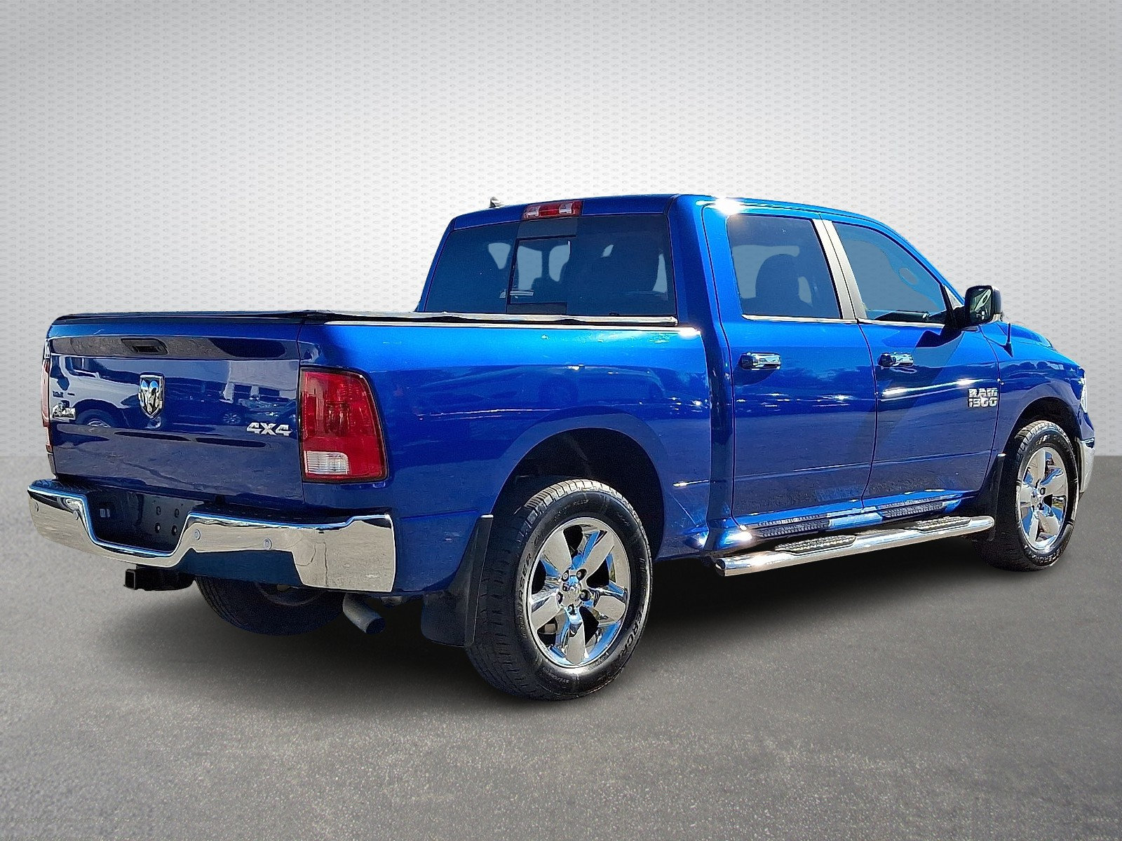 Certified 2017 RAM 1500 Big Horn AWD/4WD image 6