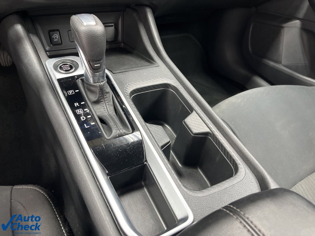 Used 2024 Nissan Sentra SV image 23