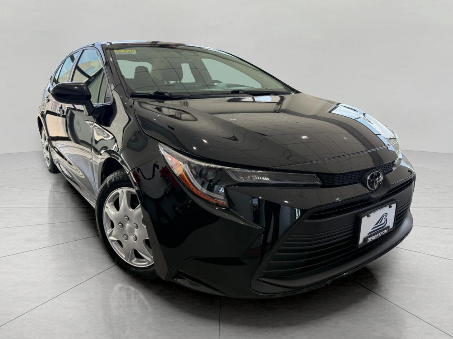 Used 2023 Toyota Corolla LE
