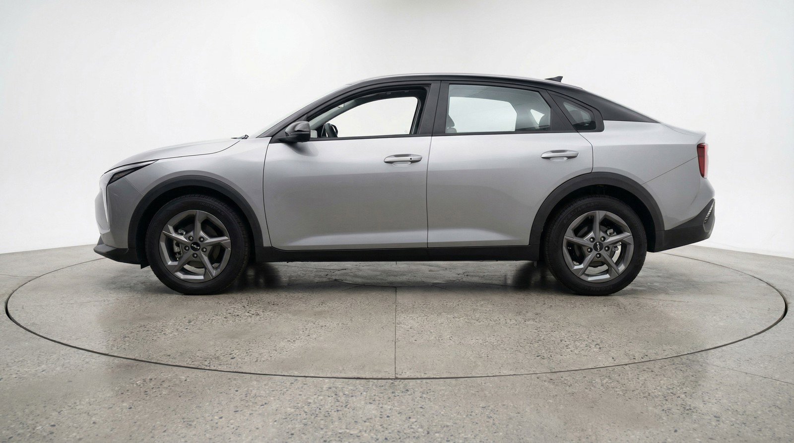 Used 2025 Kia K4 LXS image 5