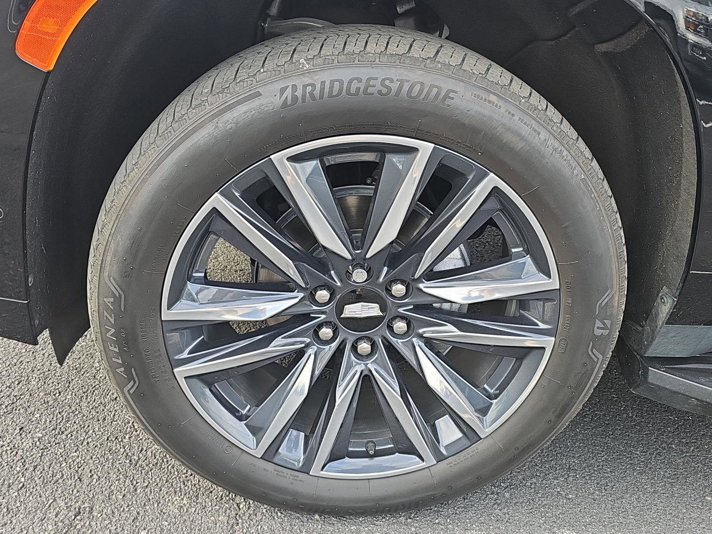 Used 2023 Cadillac Escalade Sport AWD/4WD image 5