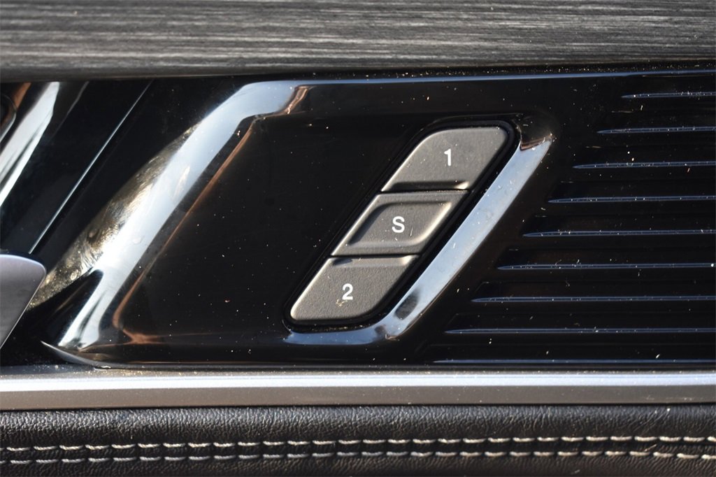 Used 2024 Jeep Wagoneer Series III image 28