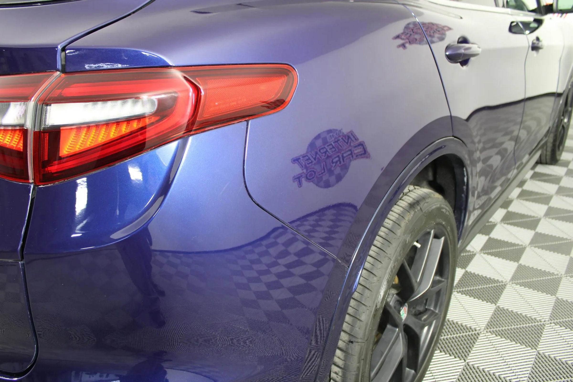 Used 2019 Alfa Romeo Stelvio Ti image 32