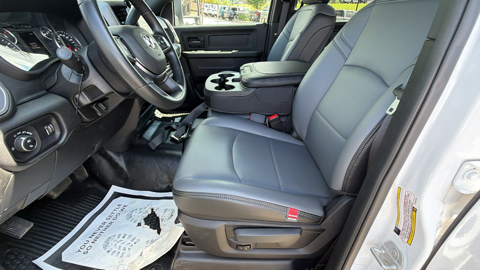New 2026 RAM 3500 Tradesman AWD/4WD image 15