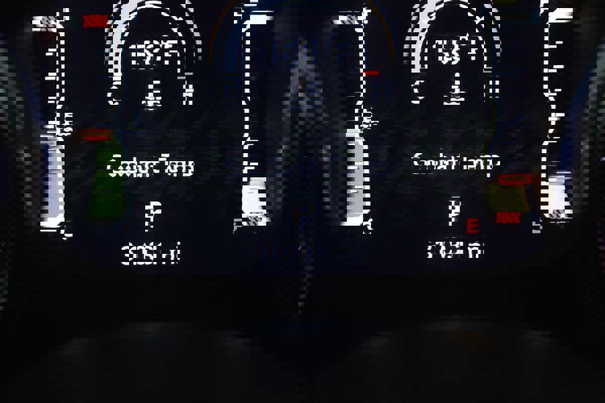 Used 2022 Jeep Gladiator Mojave w/ Trailer Tow Package image 37